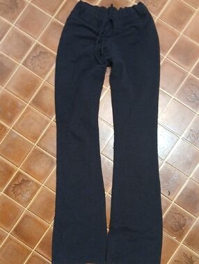 Alo  Yoga Black Drawstring Yoga Pants